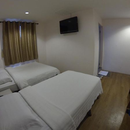 Hotel Kinabalu Kota Kinabalu Esterno foto
