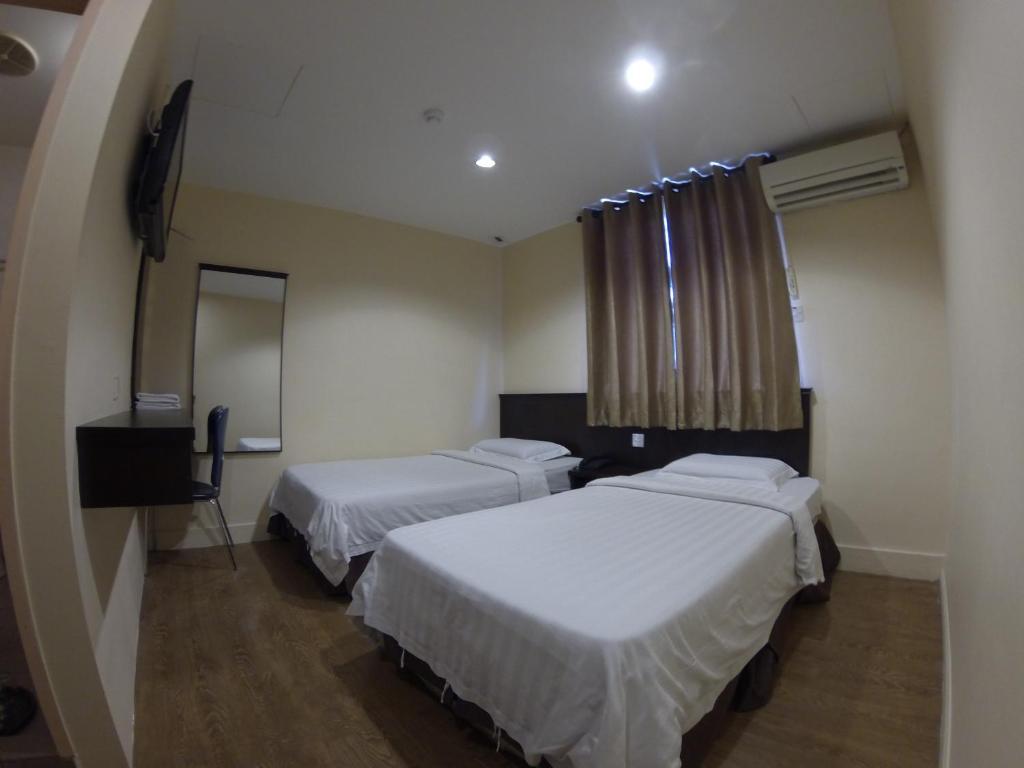 Hotel Kinabalu Kota Kinabalu Esterno foto